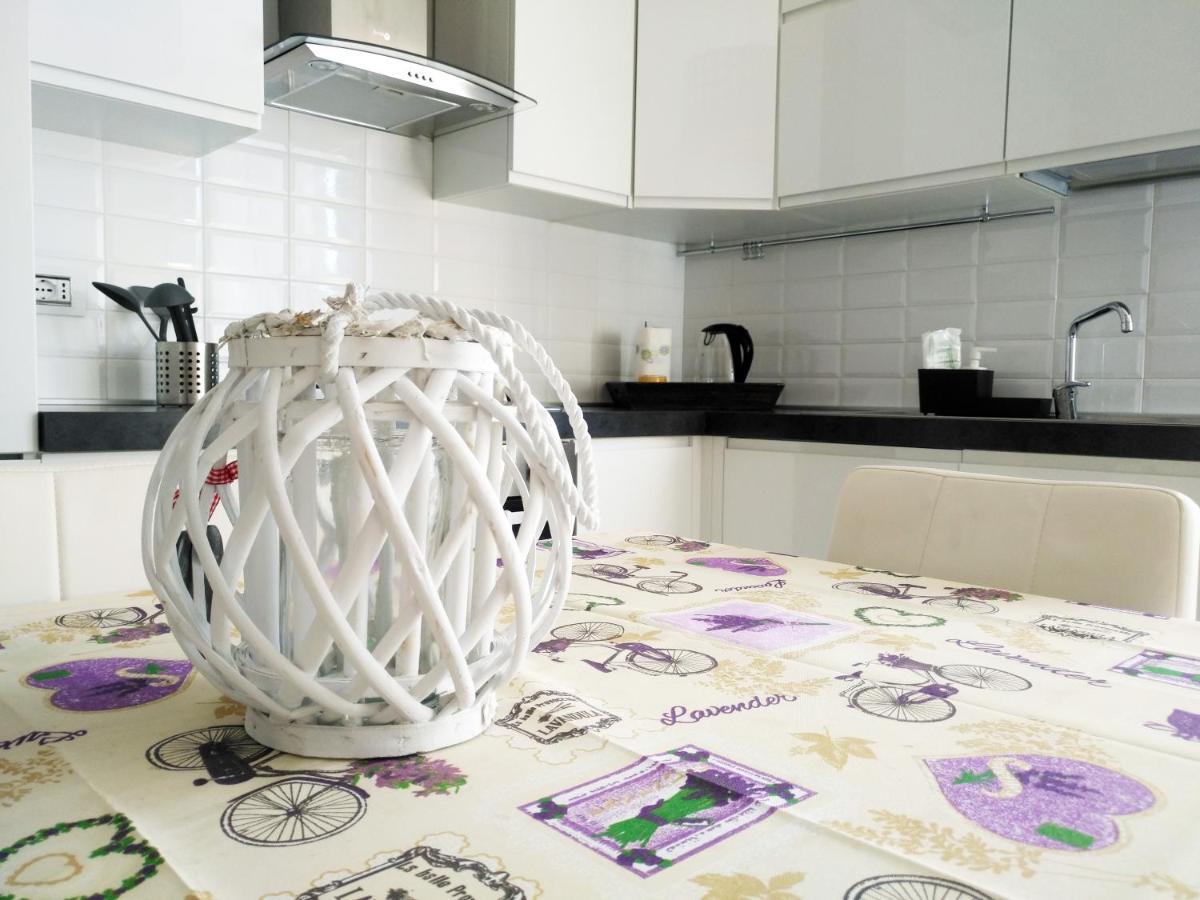 Mamma Casa Marina Center Apartments Rimini Ngoại thất bức ảnh